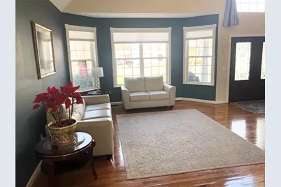 10 Debron Court, Centereach, NY 11720 - Photo 7