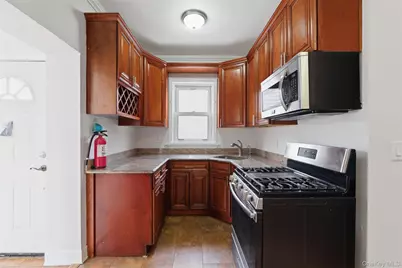 287 Logan Avenue, Bronx, NY 10465 - Photo 13