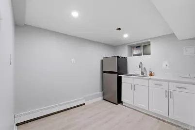 287 Logan Avenue, Bronx, NY 10465 - Photo 29