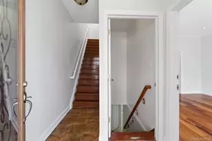 287 Logan Ave, Bronx, NY 10465 - Photo 19