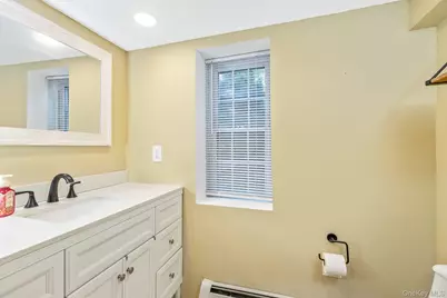 14 Ursular Court, Smithtown, NY 11787 - Photo 27
