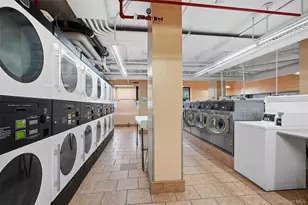 61-25 97th St, Rego Park, NY 11374 - Photo 21