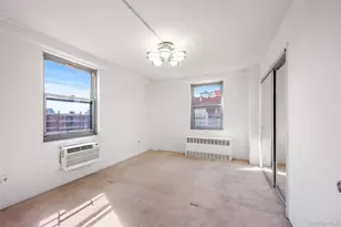 61-25 97th St, Rego Park, NY 11374 - Photo 17