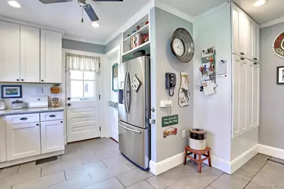 385 Kings Highway, Valley Cottage, NY 10989 - Photo 15