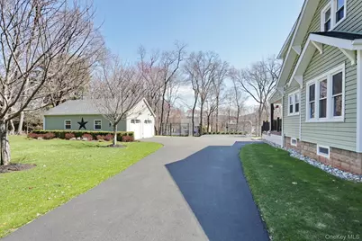 385 Kings Highway, Valley Cottage, NY 10989 - Photo 37