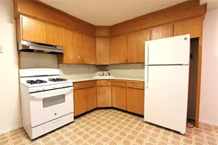 58-18 84th Pl, Middle Village, NY 11379 - Photo 15