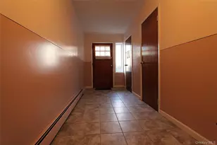 58-18 84th Pl, Middle Village, NY 11379 - Photo 13