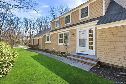 14 Blueberry Ridge Road, Setauket, NY 11733 - Photo 7