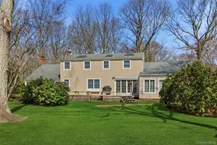14 Blueberry Ridge Rd, Setauket, NY 11733 - Photo 9
