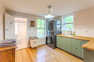 6658 State Route 52, Lake Huntington, NY 12752 - Photo 15