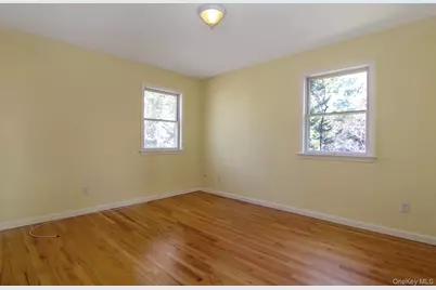 4 Manor Place, White Plains, NY 10605 - Photo 27
