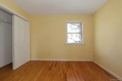 4 Manor Place, White Plains, NY 10605 - Photo 29