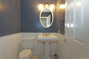 4 Manor Pl, White Plains, NY 10605 - Photo 13