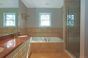 4 Manor Pl, White Plains, NY 10605 - Photo 23