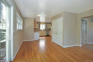 4 Manor Pl, White Plains, NY 10605 - Photo 7