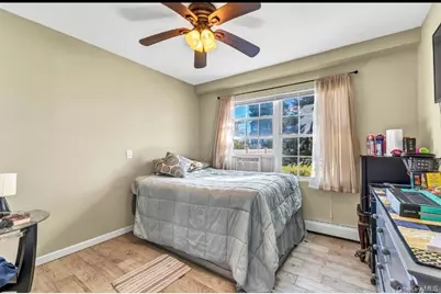 50 E Beach  Promenade, Lindenhurst, NY 11757 - Photo 5