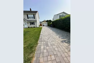 12 Green Lane, Levittown, NY 11756 - Photo 3