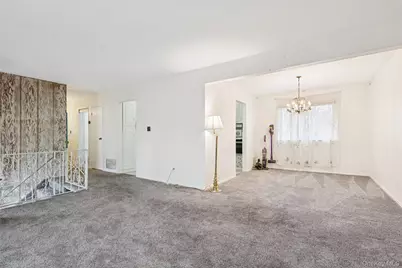 40 Bowling Lane, Deer Park, NY 11729 - Photo 5