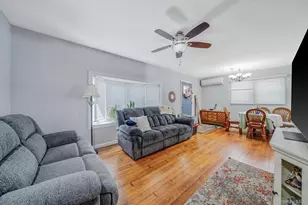 15 Lido Blvd, Lake Grove, NY 11755 - Photo 9