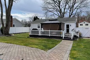 15 Lido Blvd, Lake Grove, NY 11755 - Photo 3