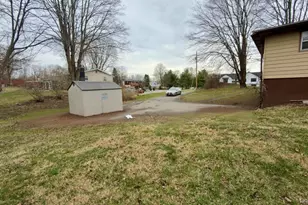 1 Corine Dr, Poughkeepsie, NY 12601 - Photo 15