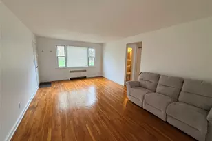 37 Carpenter Ave, Mount Kisco, NY 10549 - Photo 5