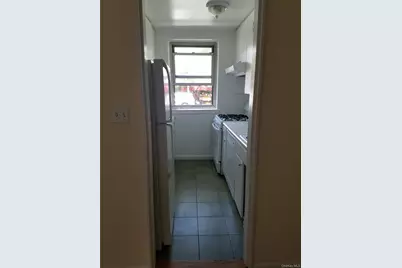 20506 35th Avenue #331, Bayside, NY 11361 - Photo 3