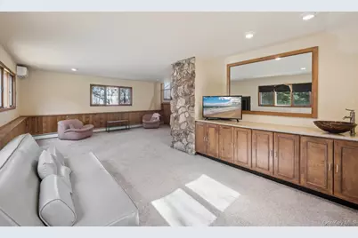 10 Harbor Road, Hampton Bays, NY 11946 - Photo 21