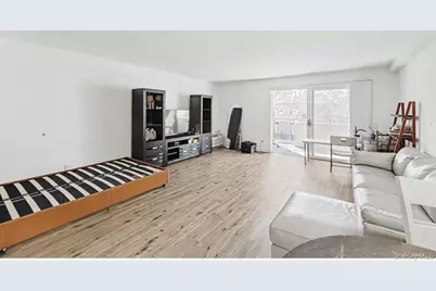 100 Great Neck Road #4D, Great Neck, NY 11021 - Photo 15