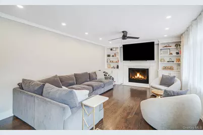 6 Crusader Lane, Nesconset, NY 11767 - Photo 27