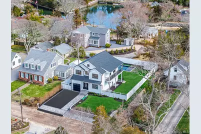 405 S Oakwood Drive, Laurel, NY 11948 - Photo 27