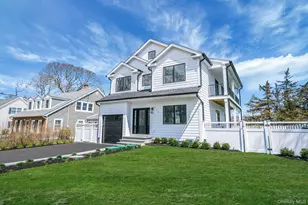 405 S Oakwood Dr, Laurel, NY 11948 - Photo 31