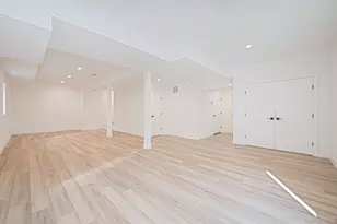 405 S Oakwood Dr, Laurel, NY 11948 - Photo 21