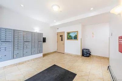 136-21 Latimer Place #6E, Flushing, NY 11354 - Photo 3