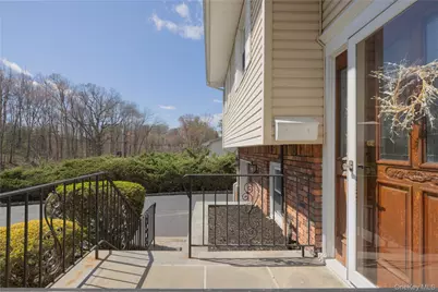 196 E Townline Road, West Nyack, NY 10994 - Photo 5