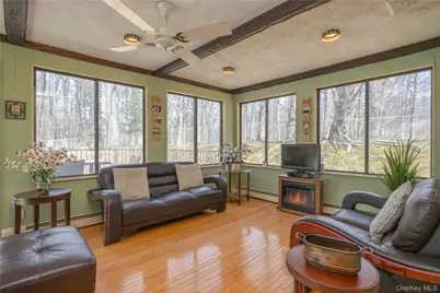 196 E Townline Road, West Nyack, NY 10994 - Photo 13