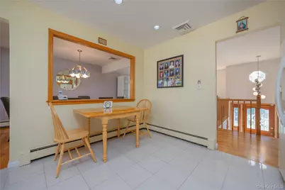 196 E Townline Road, West Nyack, NY 10994 - Photo 11