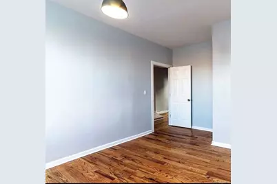 712 E 211th Street, Bronx, NY 10467 - Photo 19