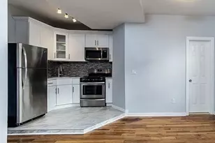 712 E 211th St, Bronx, NY 10467 - Photo 17