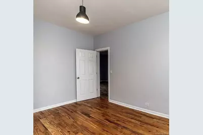 712 E 211th Street, Bronx, NY 10467 - Photo 23