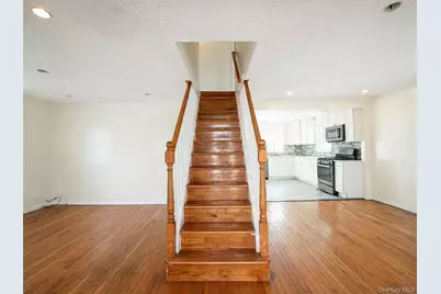 160 E Fulton Avenue, Roosevelt, NY 11575 - Photo 3