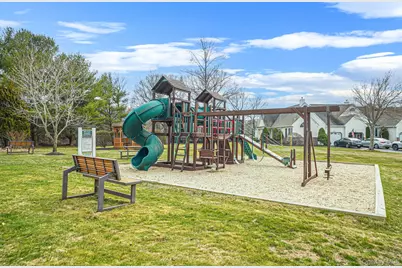 1601 Nicole Drive, Port Jefferson, NY 11776 - Photo 33