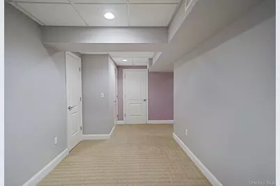 1601 Nicole Drive, Port Jefferson, NY 11776 - Photo 25