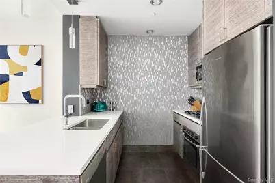 305 W 16th Street #4D, New York, NY 10011 - Photo 3