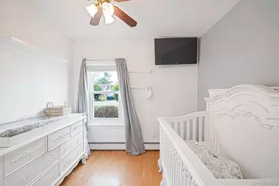 19 Goodwin Lane, Coram, NY 11727 - Photo 17