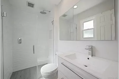 19 Goodwin Lane, Coram, NY 11727 - Photo 13