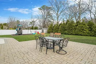 19 Goodwin Ln, Coram, NY 11727 - Photo 27