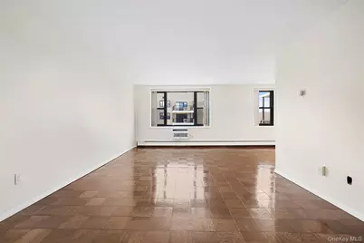 25 Stewart Place #615, Mount Kisco, NY 10549 - Photo 3