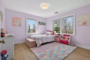 270 Edgewood Ave, Oakdale, NY 11769 - Photo 21