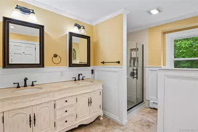 7 East Gate Lane, Setauket, NY 11733 - Photo 25